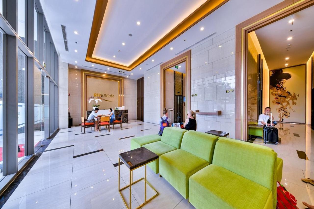 River Gate 4 Near Bui Vien-food Street Apartment *
