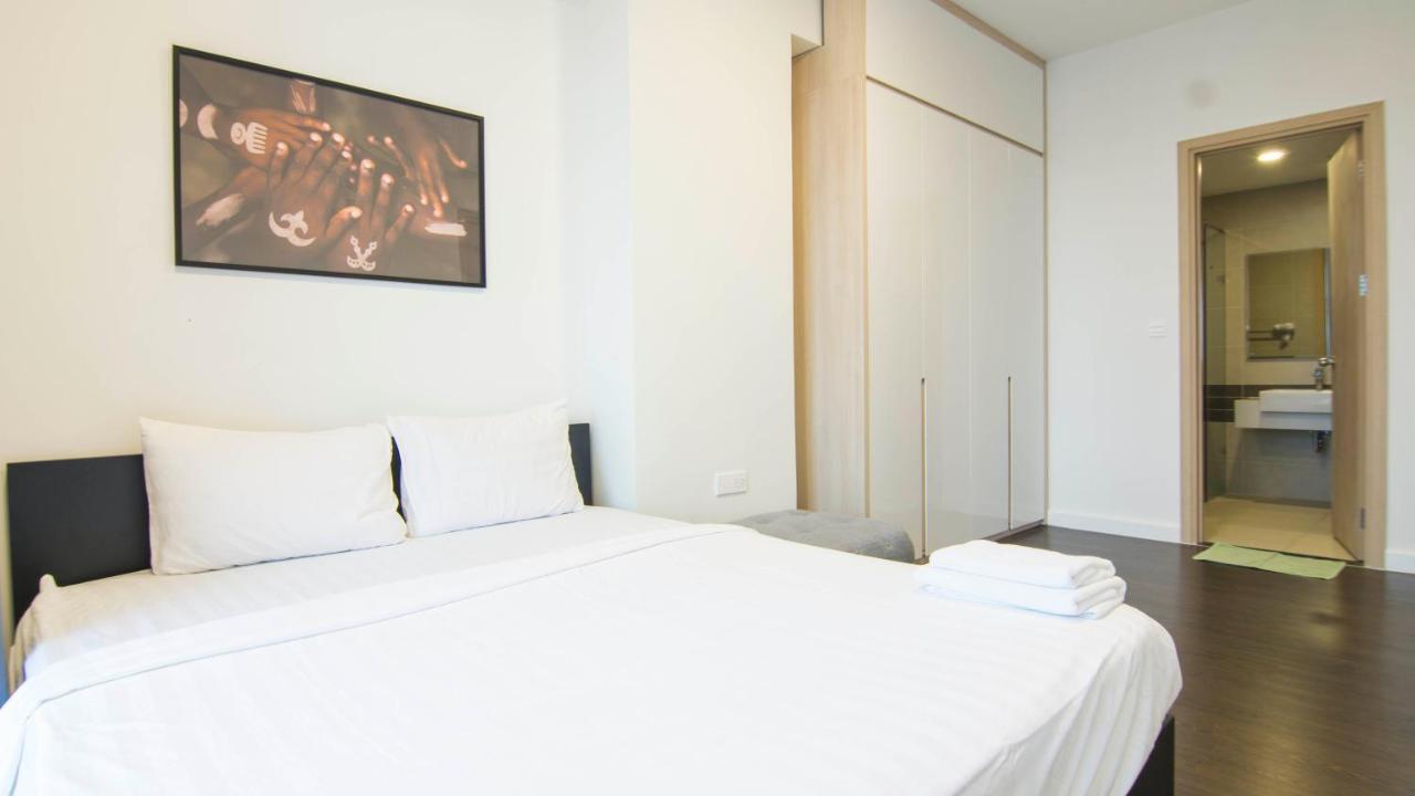 River Gate 4 Near Bui Vien-food Street Apartment *